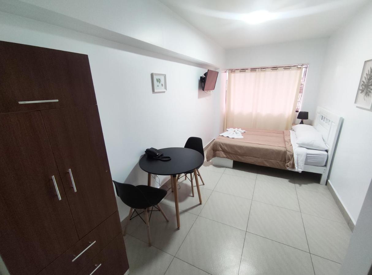 Maxy'S Inn Hotel & Suite Lima Exterior foto