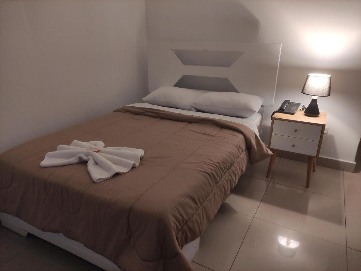 Maxy'S Inn Hotel & Suite Lima Exterior foto